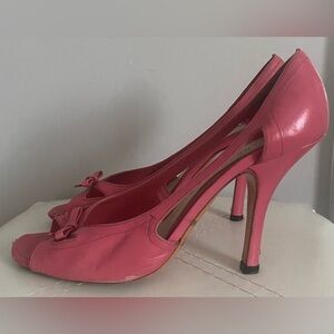 VINTAGE MARC JACOBS LEATHER PEEP TOE BOW HEELS